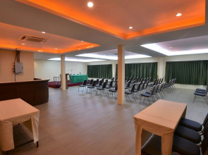 R-Mar Resort and Spa