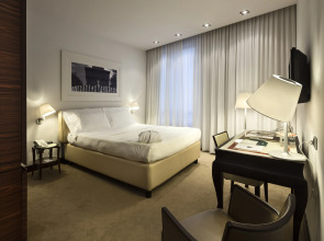 Unahotels Cusani Milano