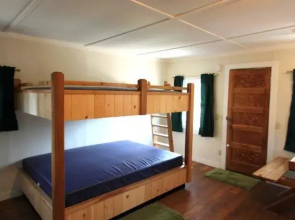 Mackinac Lakefront Cabin Rentals