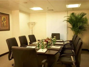 Al Manzel Hotel Apartments