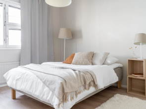 Fully renovated 3br apartment with sauna