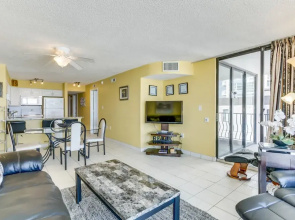 Private 3BR's at Palms by Hosteeva