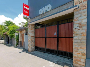OYO 401 The Frog Homestay Sanur