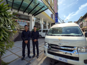 Orussey One Hotel & Apartment