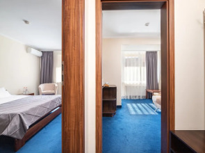 Отель «Соната»