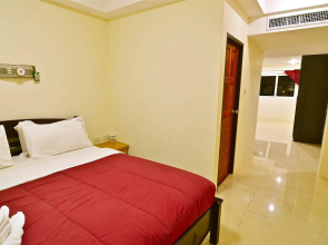 Square One Hotel Patong