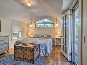 Charming MV Cottage: Walk to Dtwn Oak Bluffs!