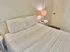 Oyster Cove 2 Bedroom Condo by RedAwning