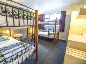 YHA Queenstown Central - Hostel