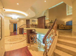 Отель Swissotel Al Murooj Dubai
