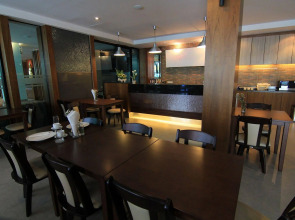 Inn residence serviced suites