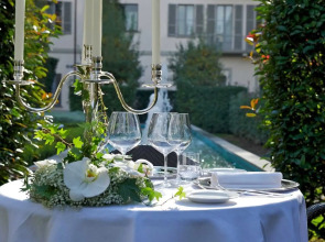 Grand Visconti Palace