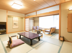 Isawa Meitokan Itoyanagi