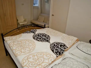 Holiday House Hurpeschzegel