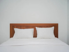 Cozy and Functional Studio Apartment at Springwood Residence