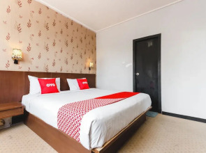 Capital O 2009 Hotel Charisma Marine