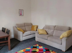 Excellent 2 bedroom flat