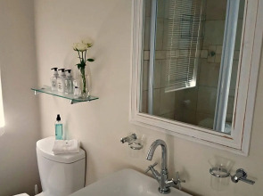 Roseroc Boutique Guest House