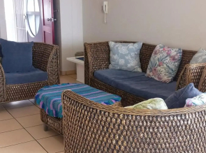 Margate Boulevard Spacious Apartment