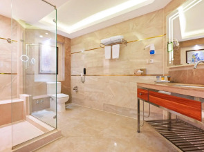 Pickalbatros Royal Moderna Resort