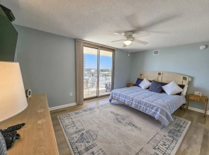 2106 Brighton 2 Bedroom Condo