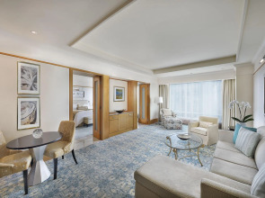 Отель The Ritz-Carlton, Dubai International Financial Centre