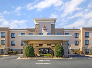 Comfort Suites Whitsett - Greensboro East