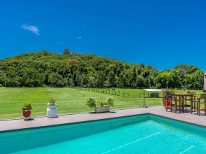 Escape to Baileys on Fernleigh