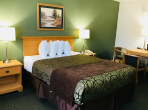 Baymont Inn and Suites Robinson