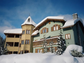Snow Creek Village #48 By Bear Country