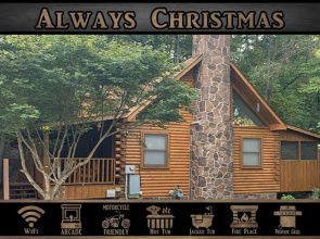 Always Christmas 2 Bedroom Cabin by RedAwning