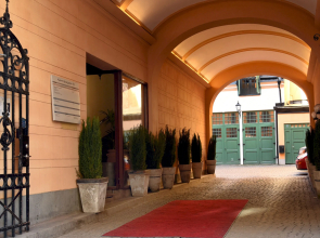 Unique Hotel