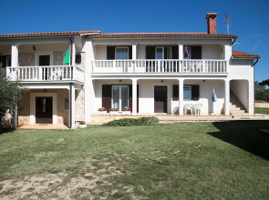 Apartments Galerija Motovun