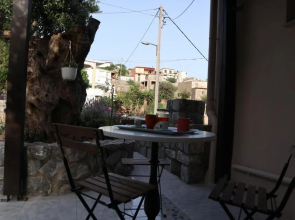 Petasos House - Garden - Sea View