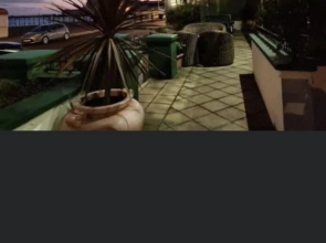 The Carlton Hotel