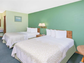 Days Inn by Wyndham Mountain Grove
