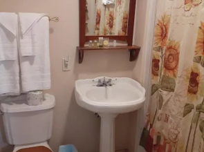 Tombstone Bordello Bed & Breakfast