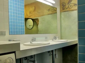 Wicked Weasel Hostel