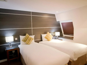 The Wesley Euston