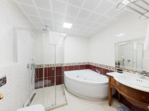 Seven Hills Hotel - Special Class