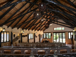 Gooderson Dumazulu Lodge & Traditional Village