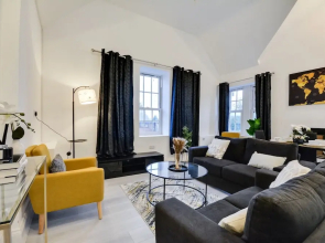 Orrell Road Luxury Apartment