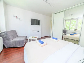 Beautiful Cozy Studio Close To City Center