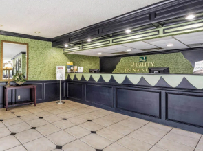 Quality Inn & Suites on the Beach