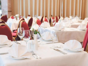 Премьер Отель Русь