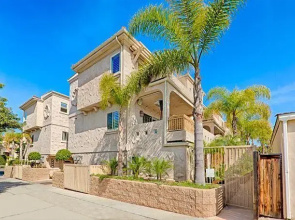 Pacific Beach Retreat