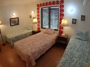 Tumac Villa, 4BR by Jamaican Treasures