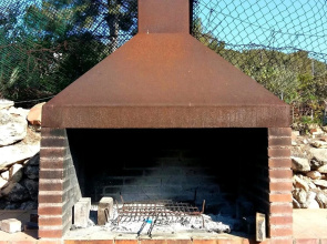 House With 2 Bedrooms in Vilanova i la Geltrú, With Wonderful Mountain