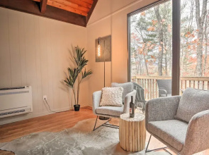 Fireside Lodge: A-frame in Bryce Resort w/ Decks