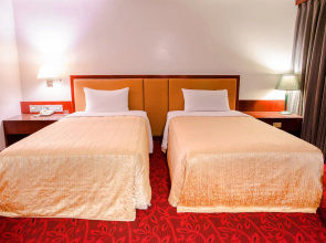 Mou Hotel - Luchuan
